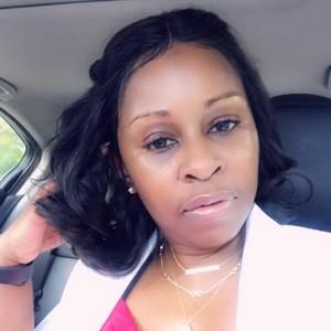 Meet your Posher, Stacey